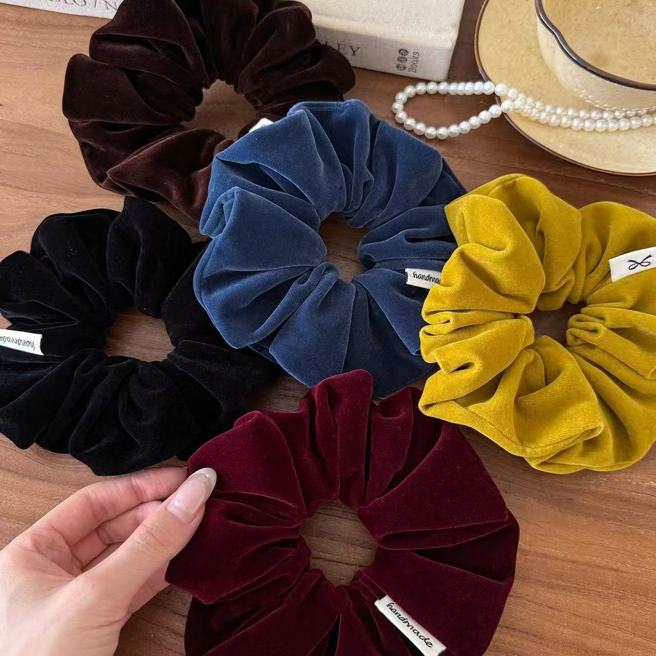Korean-style minimalist velvet - Travel Accessories Aesthetic ulasan dan harga