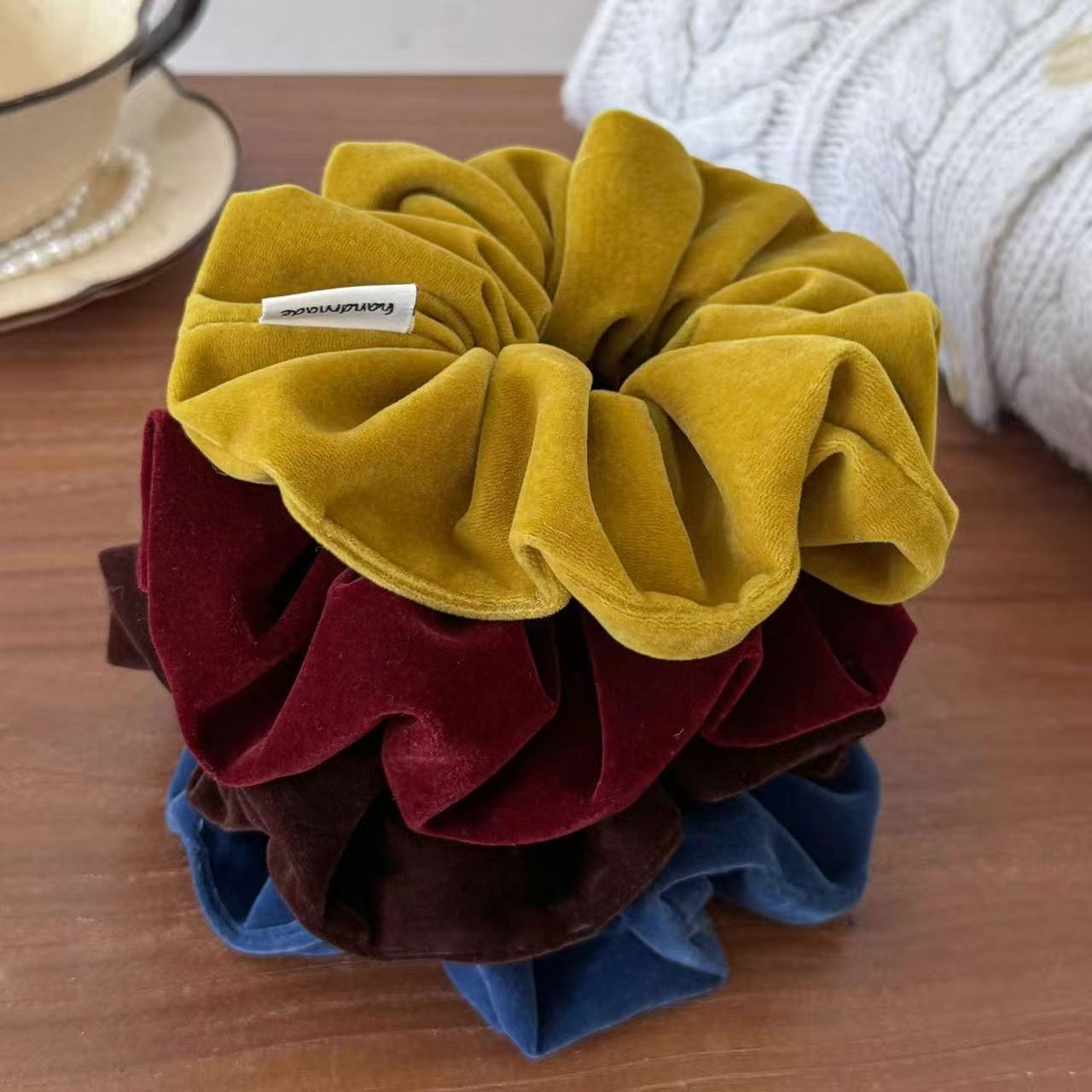 Korean-style minimalist velvet - Travel Accessories Aesthetic ulasan dan harga